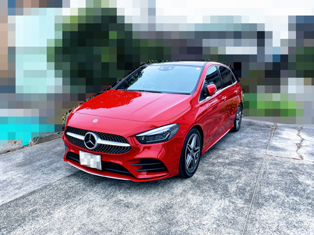 ベンツBクラス 200d AMGライン ピュアレッド